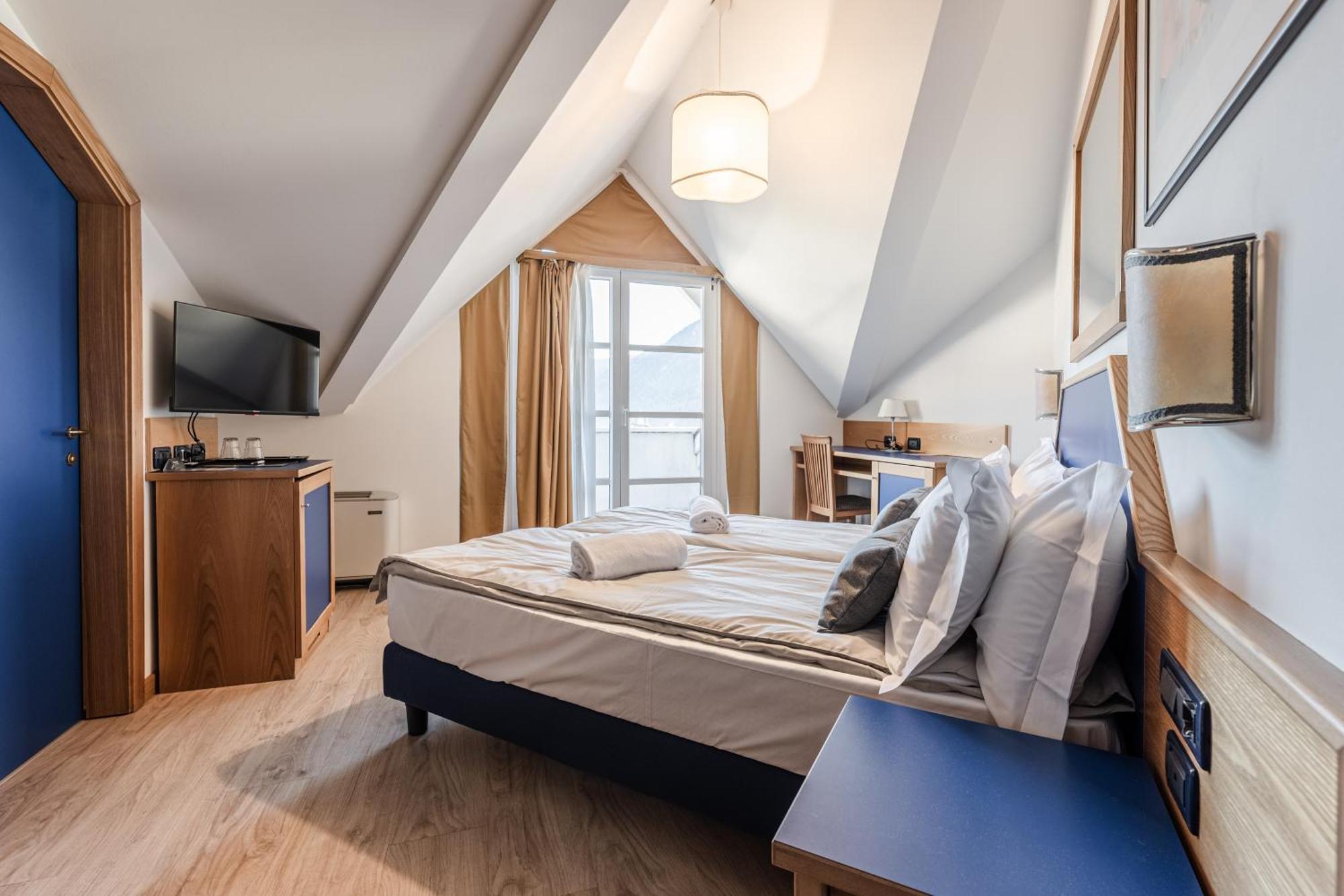 Hotel Garni Meledrio Dimaro Ngoại thất bức ảnh