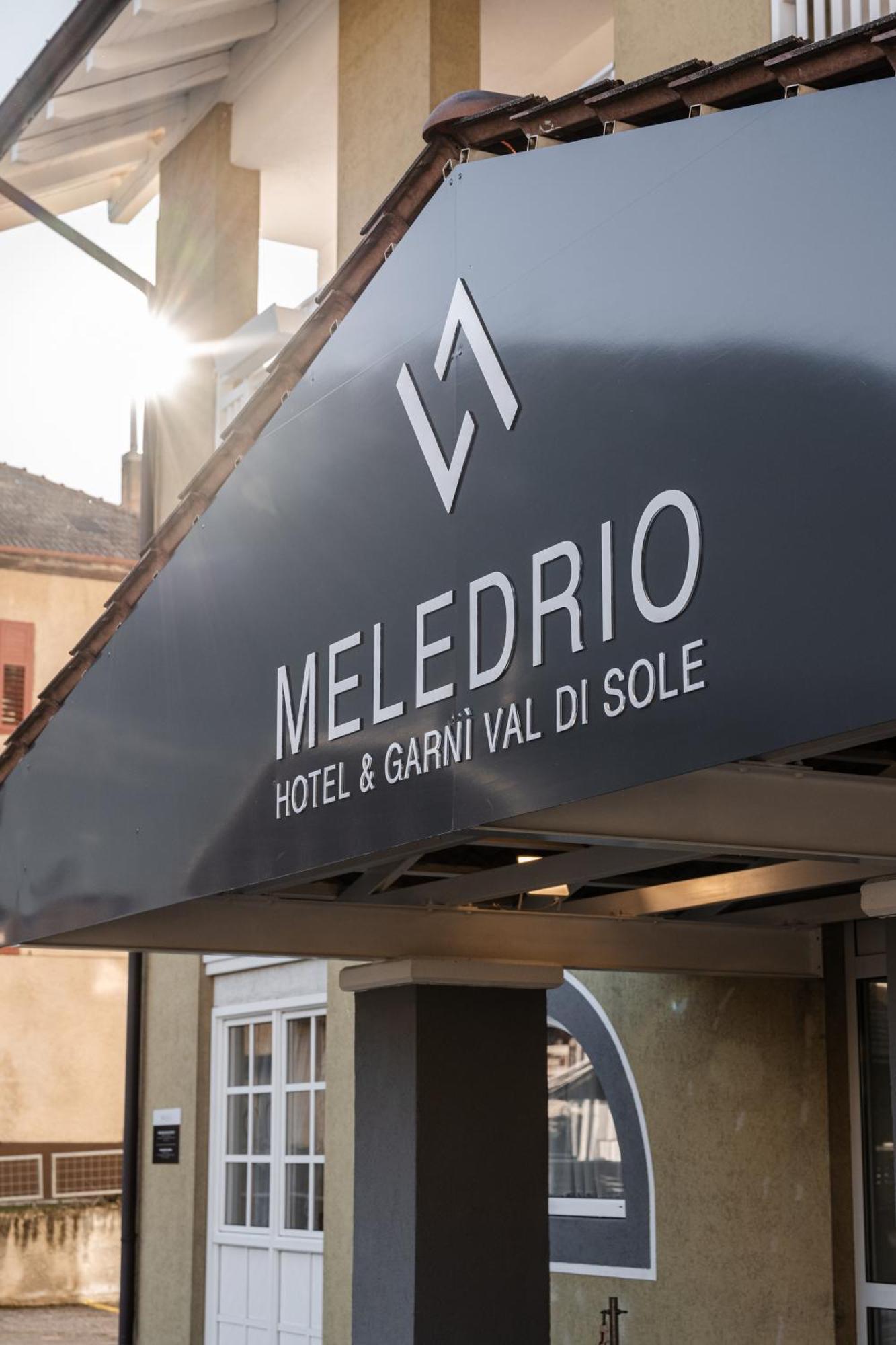 Hotel Garni Meledrio Dimaro Ngoại thất bức ảnh