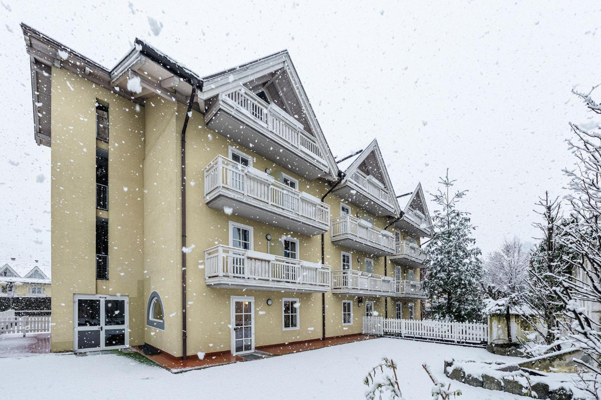 Hotel Garni Meledrio Dimaro Ngoại thất bức ảnh