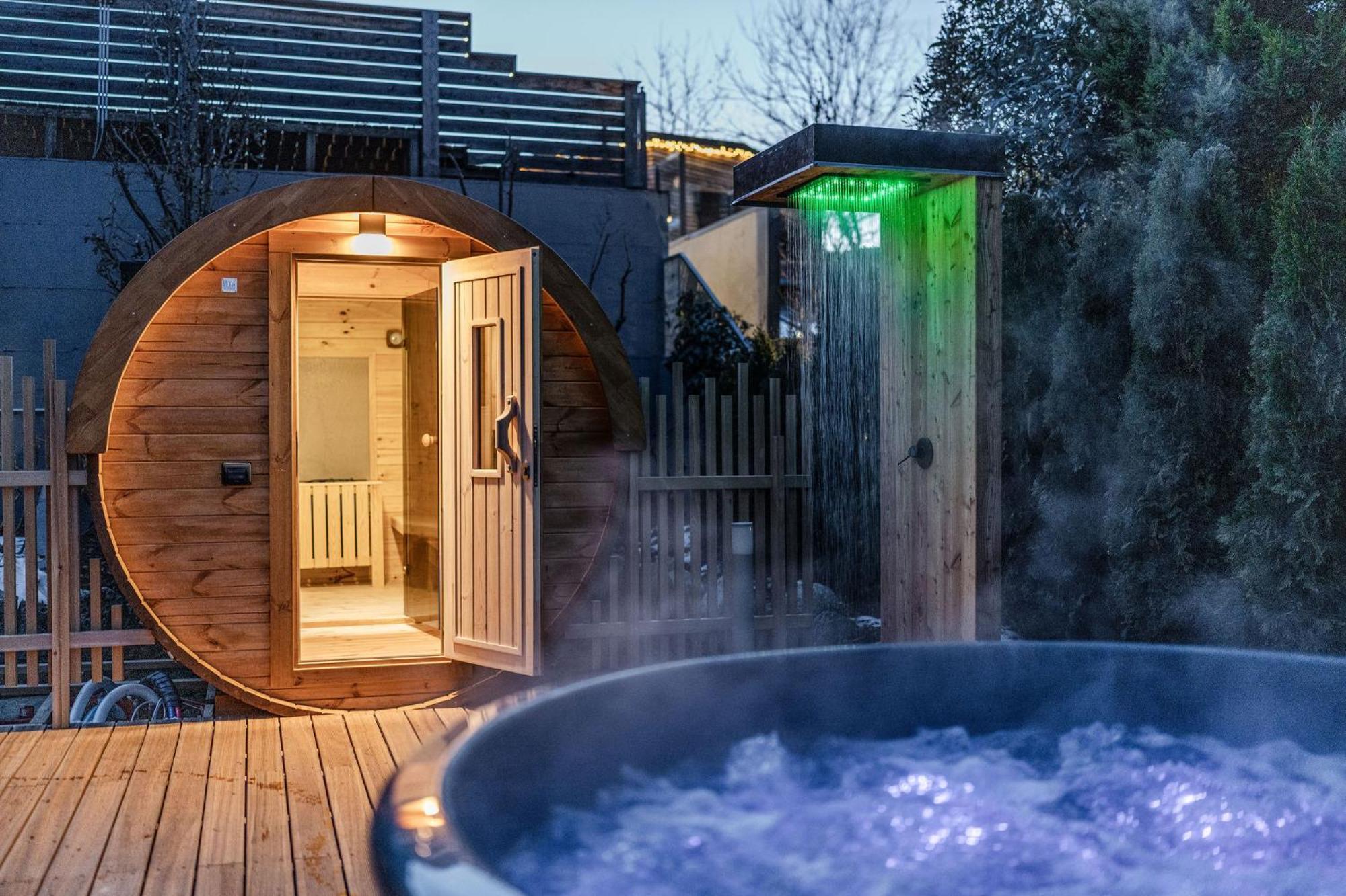 Hotel Garni Meledrio Dimaro Ngoại thất bức ảnh